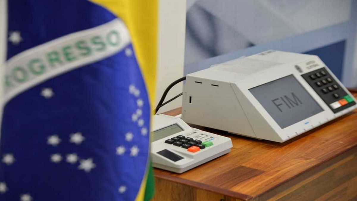 60% Da População Não Confia Na Urna Eletrônica