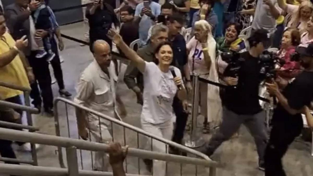 A Presidente Do PL Mulher, Michelle Bolsonaro Falou Por 40 Minutos No Evendo No Rio