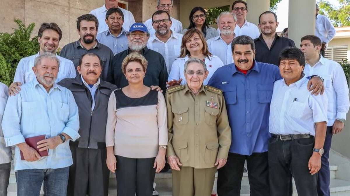 Dilma Rousseff E Lula Posam Ao Lado De Líderes Latinoamericanos Controversos