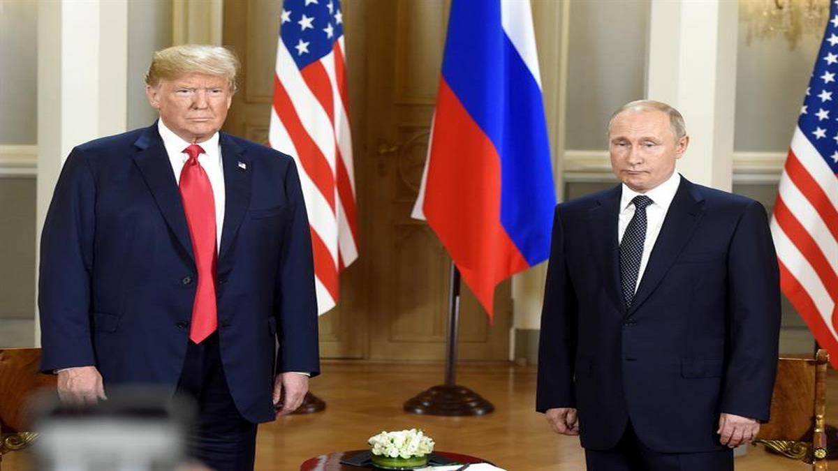 Donald Trump E Vladimir Putin Em Reunião Em Helsinque, No Ano De 2018