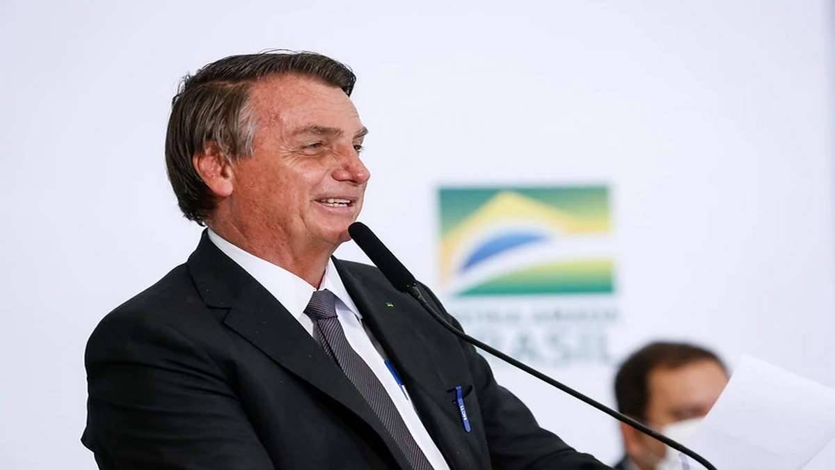 Duas Coronavac, Talquinho No Bumbum E Reinfectado