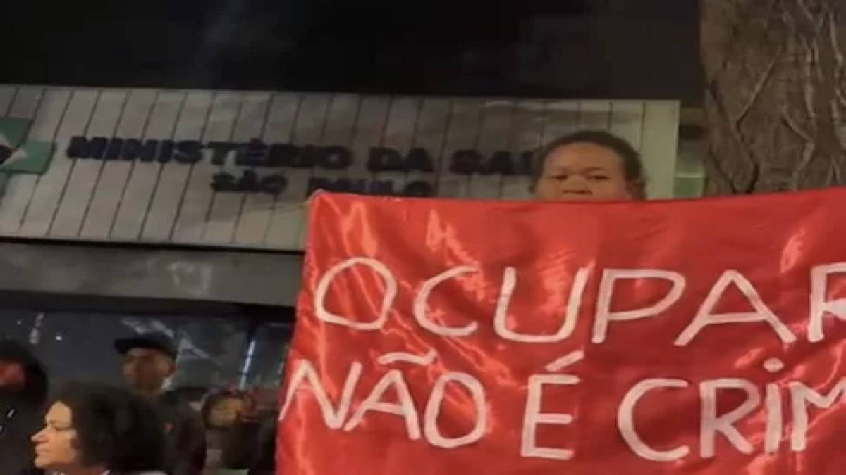 Invasores Ocupam Prédio Do Ministério Da Saúde Em SP