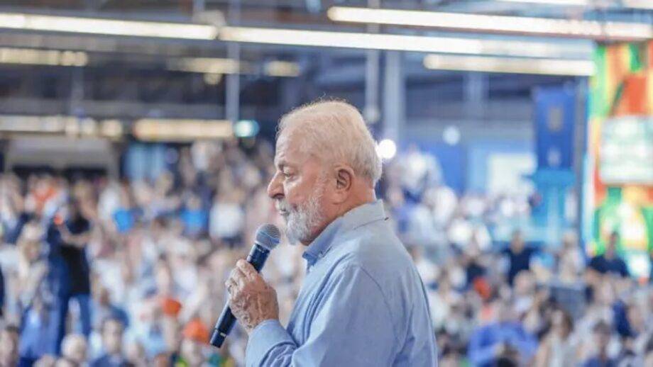 Lula, Lançou Nesta Segunda Feira, Um Programa De Habitação