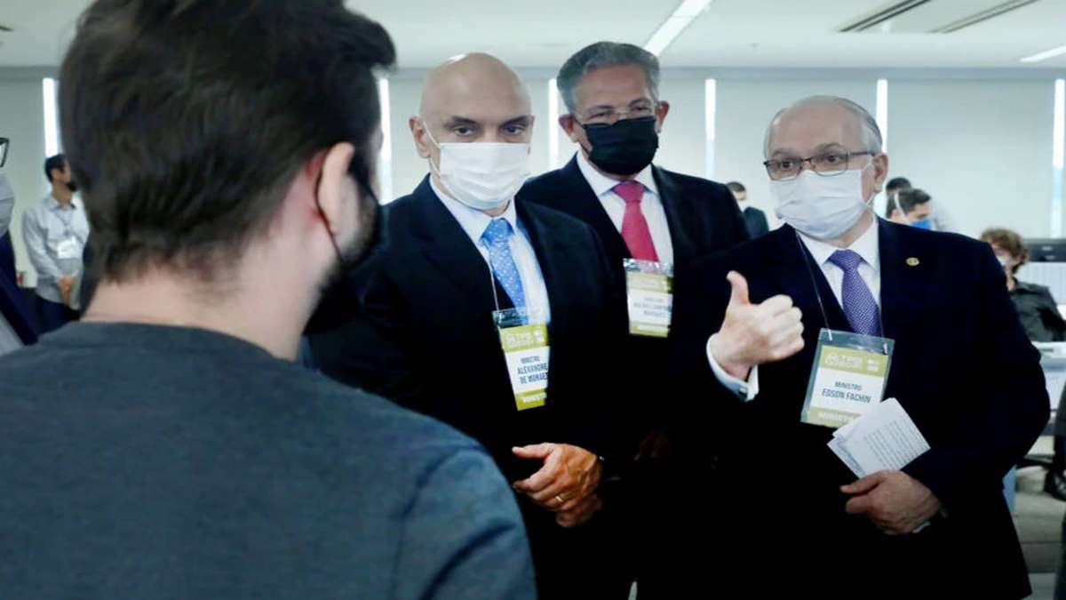 Ministros Alexandre De Moraes E Edson Fachin Estiveram Em Um Dos Dias Dos Testes Foto Abdias PinheiroSECOMTSE,