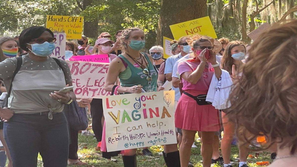 Palestrante Da Marcha Feminista Diz Que O Aborto é Uma Luta Para Homens Trans