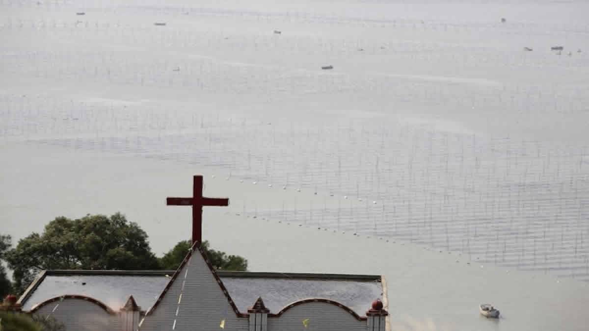 Pastores Na China Forçados A Adicionar Ideologia Comunista às Histórias Da Bíblia