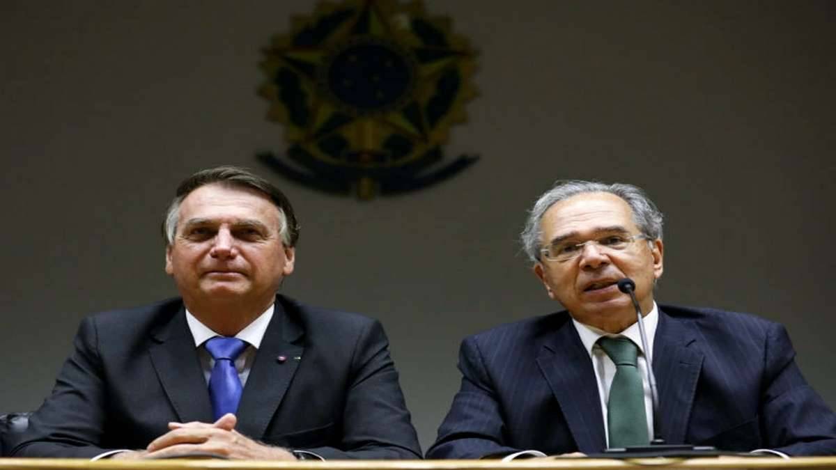 Presidente Jair Bolsonaro Ao Lado Do Ministro Da Economia, Paulo Guedes