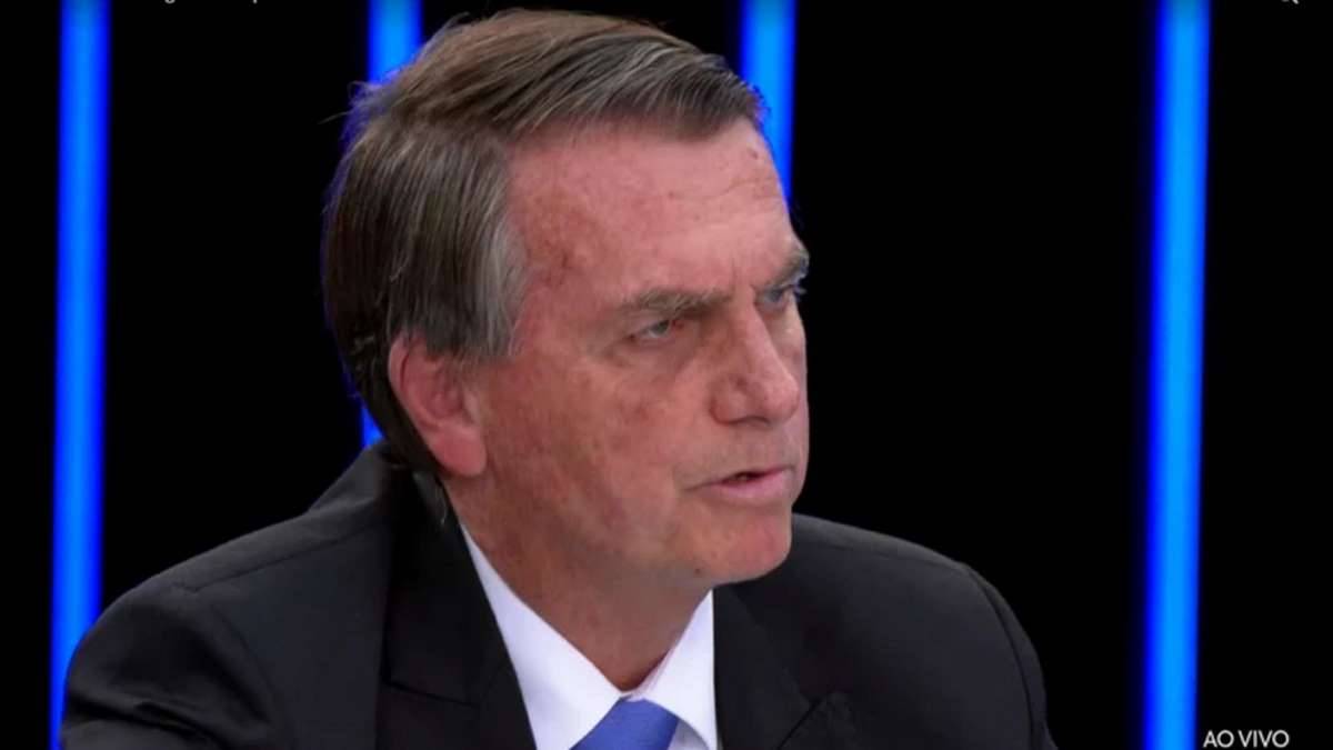 Presidente Jair Bolsonaro No Jornal Nacional Foto ReproduçãoPrint Da TV Globo