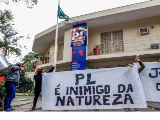 Sede Do PL Em SP É Vandalizada Pelo MST