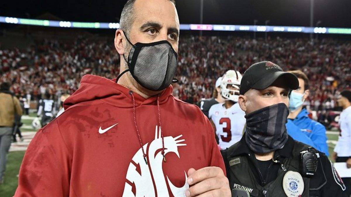 Técnico De Futebol Do Estado De Washington Se Recusa A Tomar Vacina E Se Demite